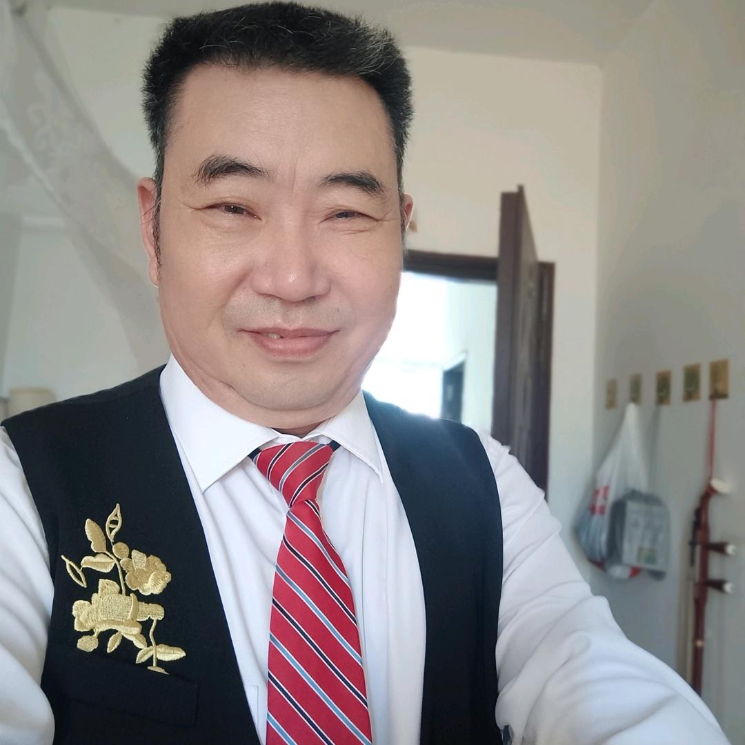 老舒哥助力号开播在小号晚上8点30分