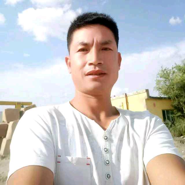 梦想哥，祝大家今年发明年发劳斯莱斯开回家