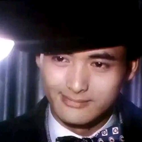 男人厨房
