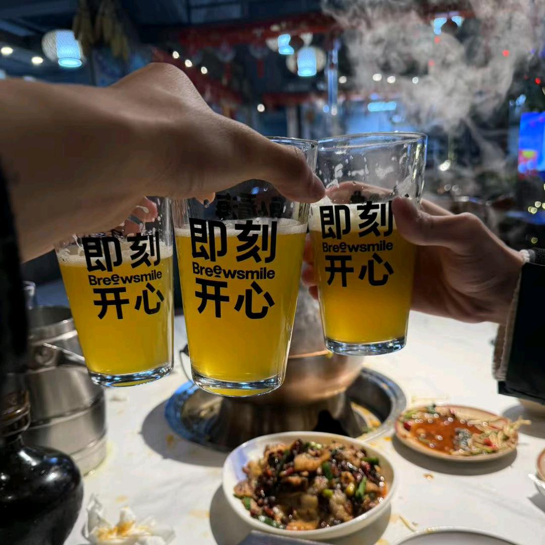 用琴键弹奏断了的弦