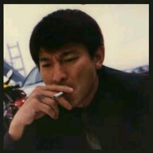 小黄黄讲育儿