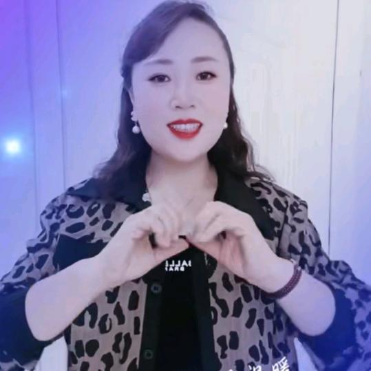 🌹桃花依旧笑春风🌹林姐手舞🌹