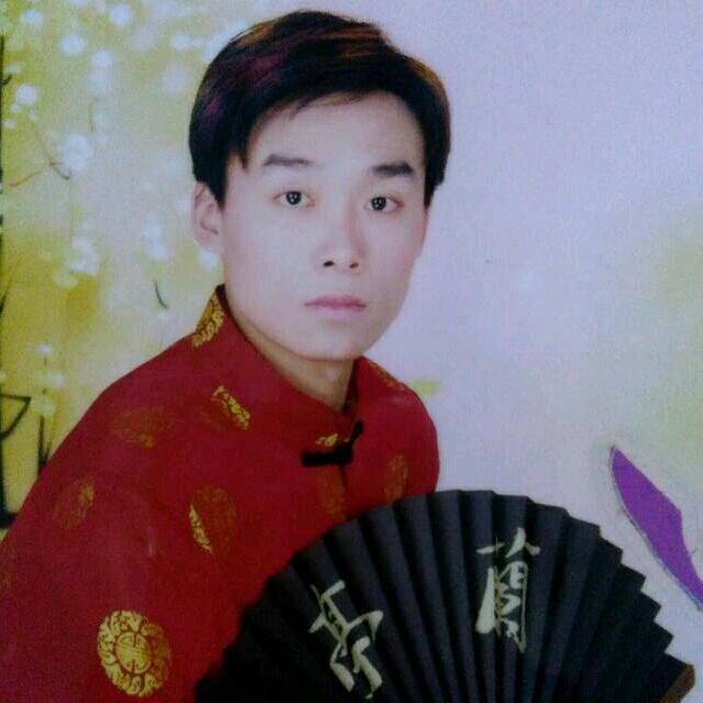 服装小哥