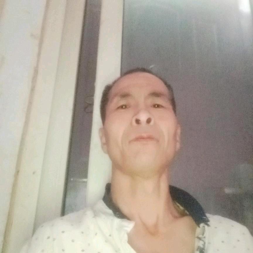 黄小伟