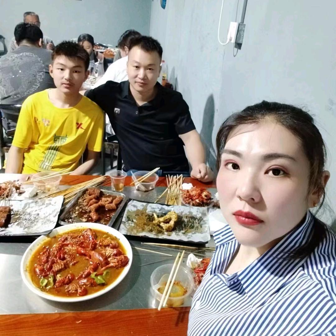 🇨🇳朋友就是人民币，🇨🇳有真有假