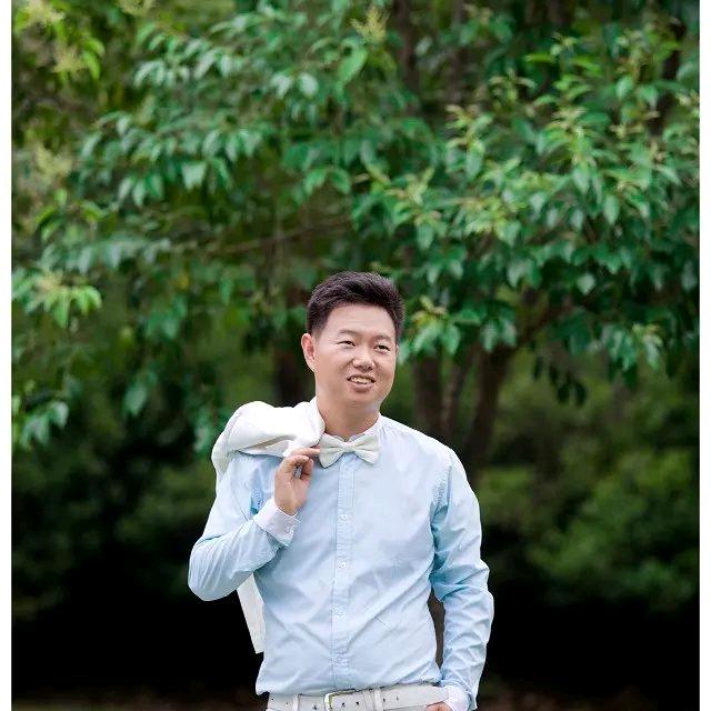 嘉栎精品面包车