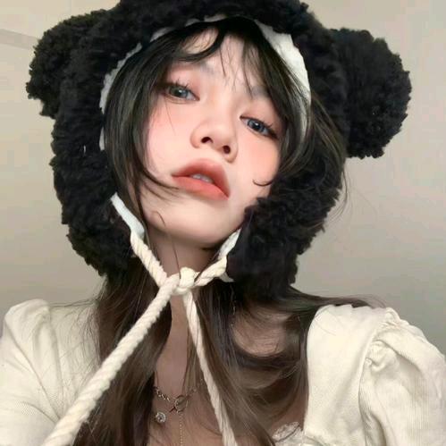 单眼皮女孩