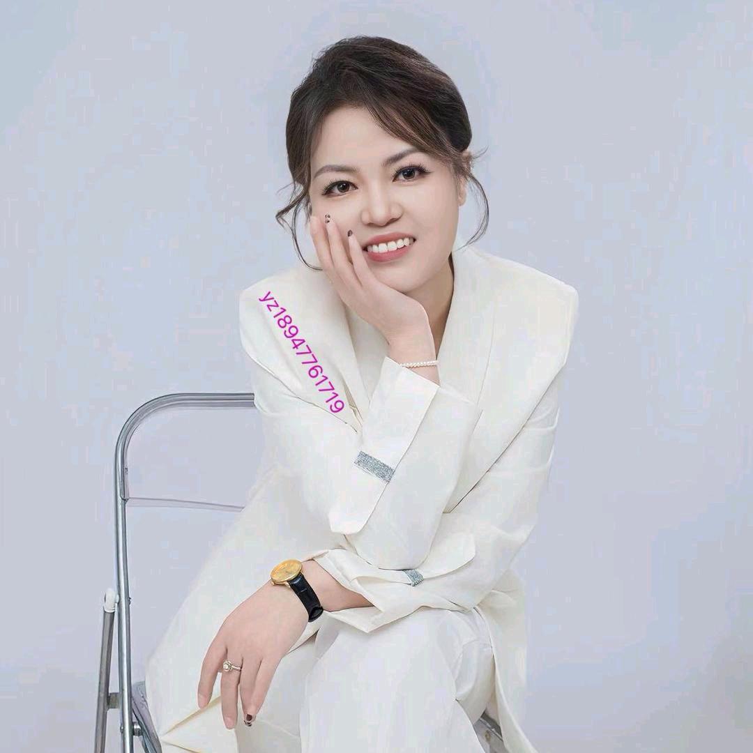 英子