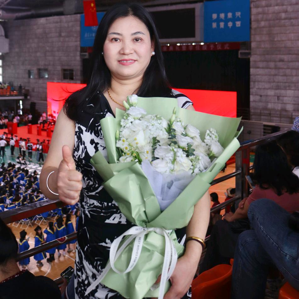 伊卡特时尚洗衣店官方号