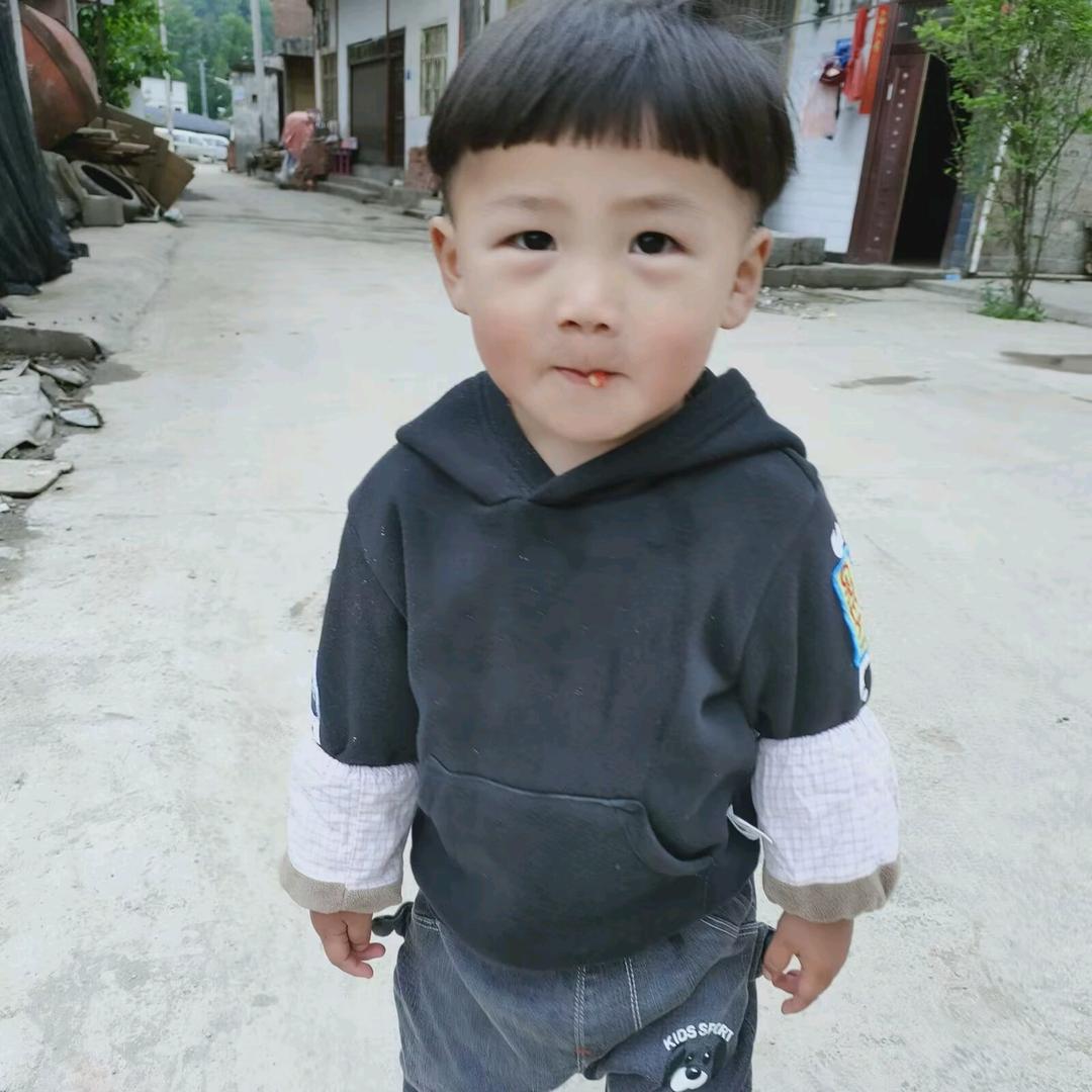 三小王