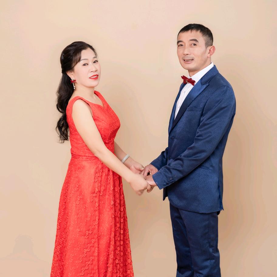 姐喜欢听歌