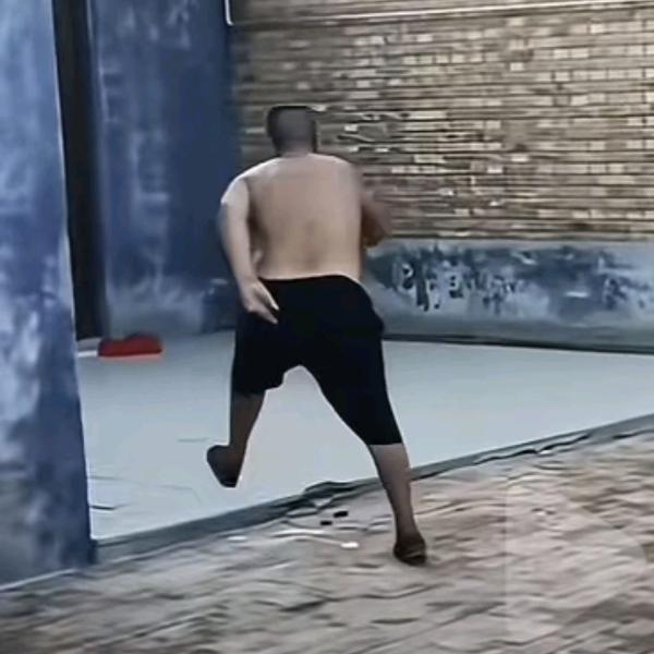 AAA建材王总