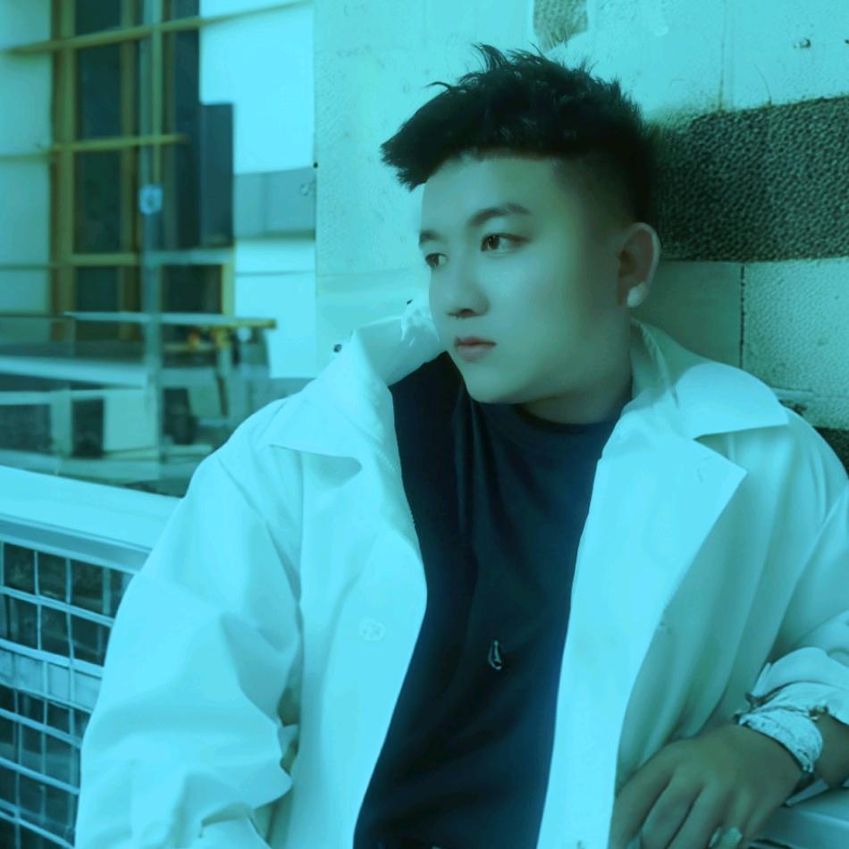 天涯🌨我独行🌹。