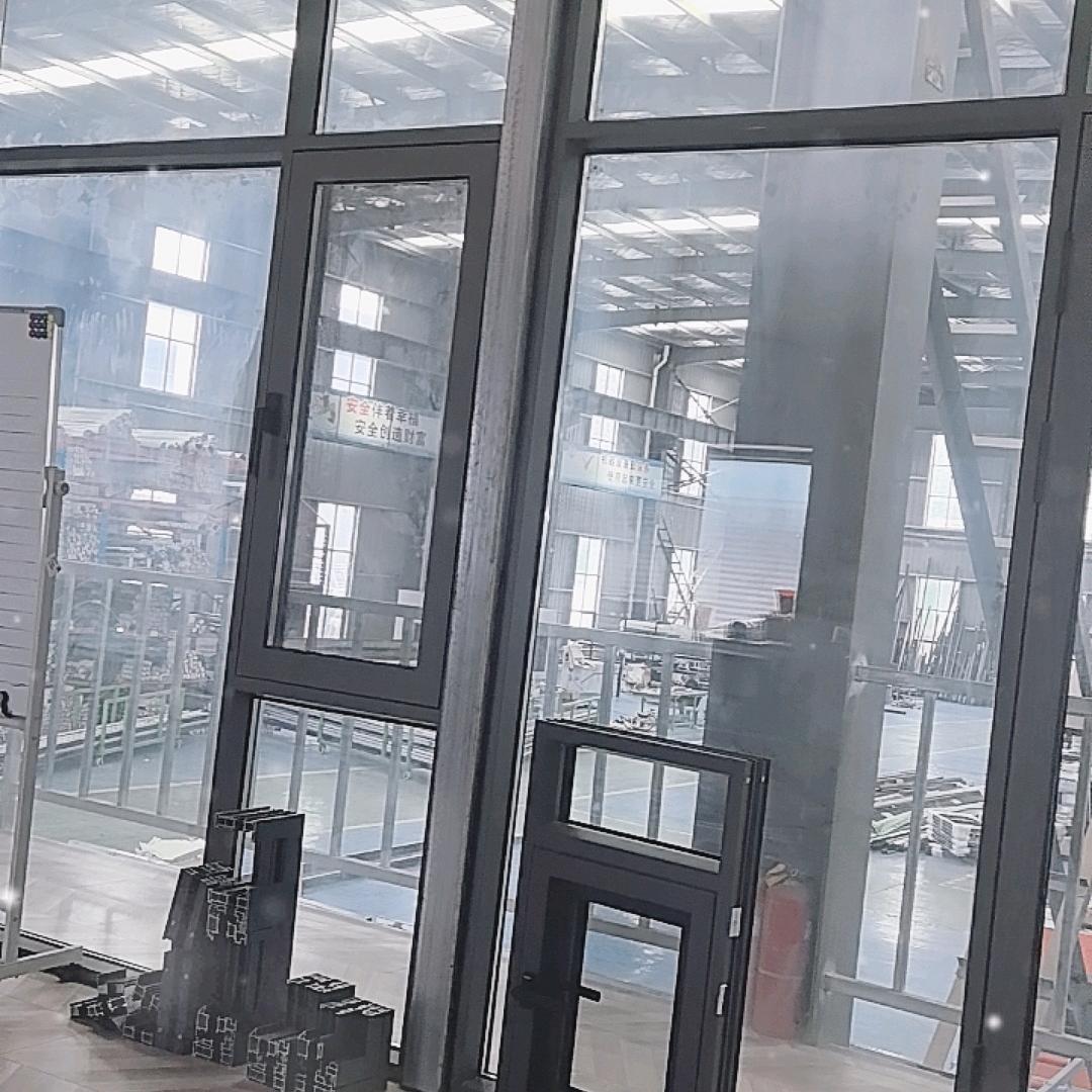 小岩断桥铝门窗。。。。