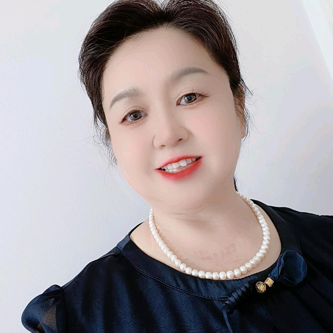 快乐的大妈