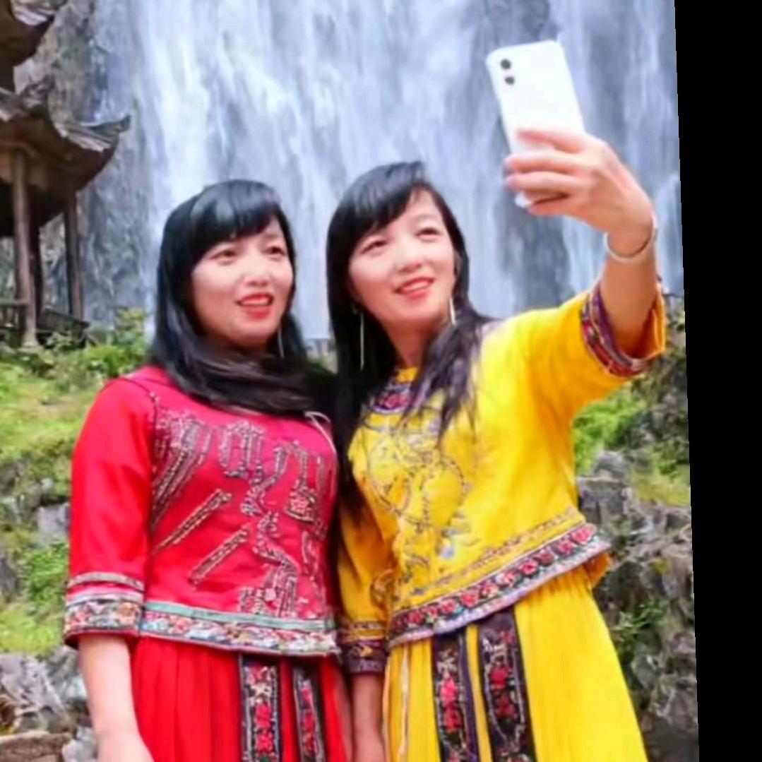 我们女人要靠自己世界上的男人是靠不住的?