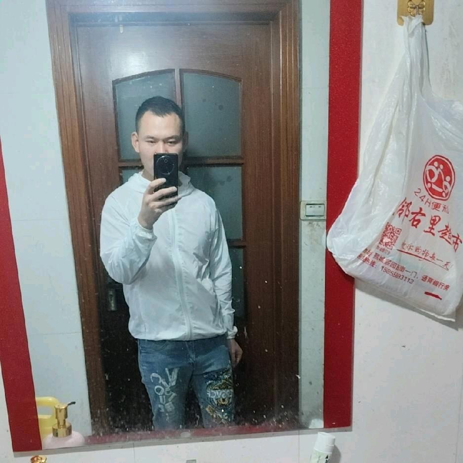 。自。由。