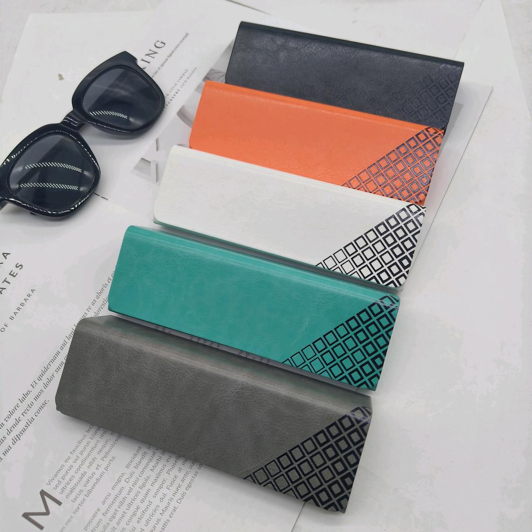 大展眼镜盒眼镜布包装厂