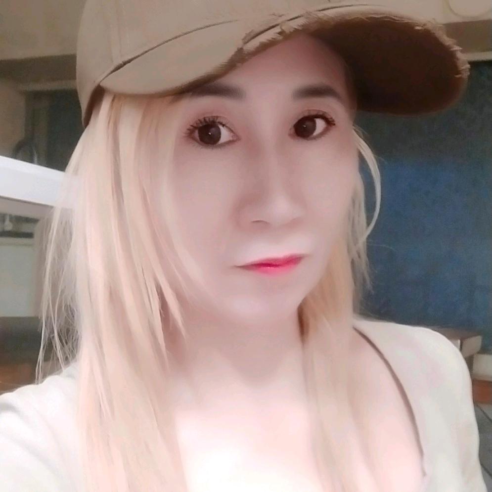 小玲头像