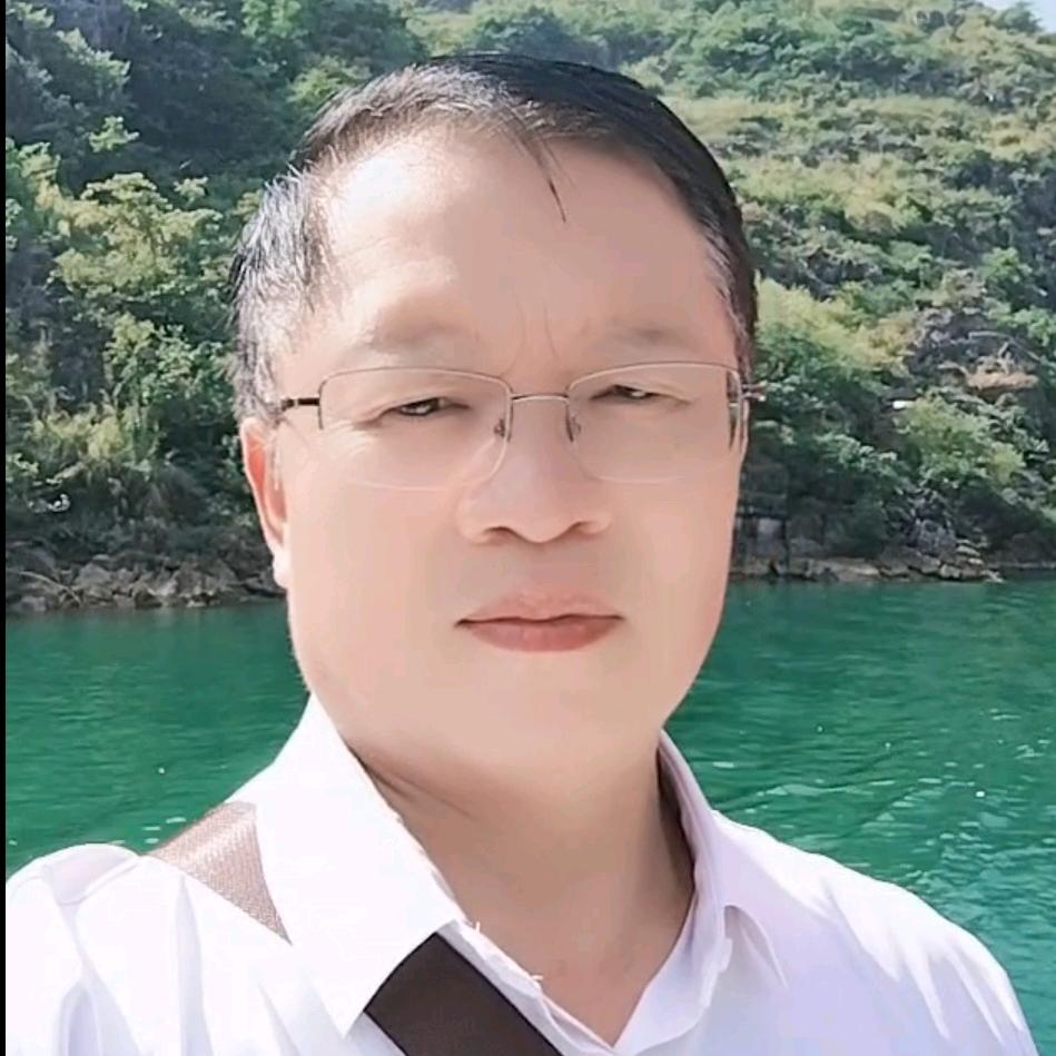 龙哥（服饰：围腰：