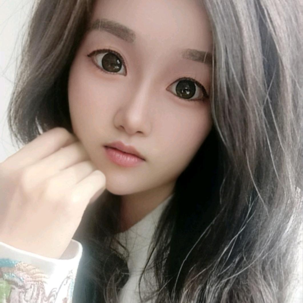 沐 晴.