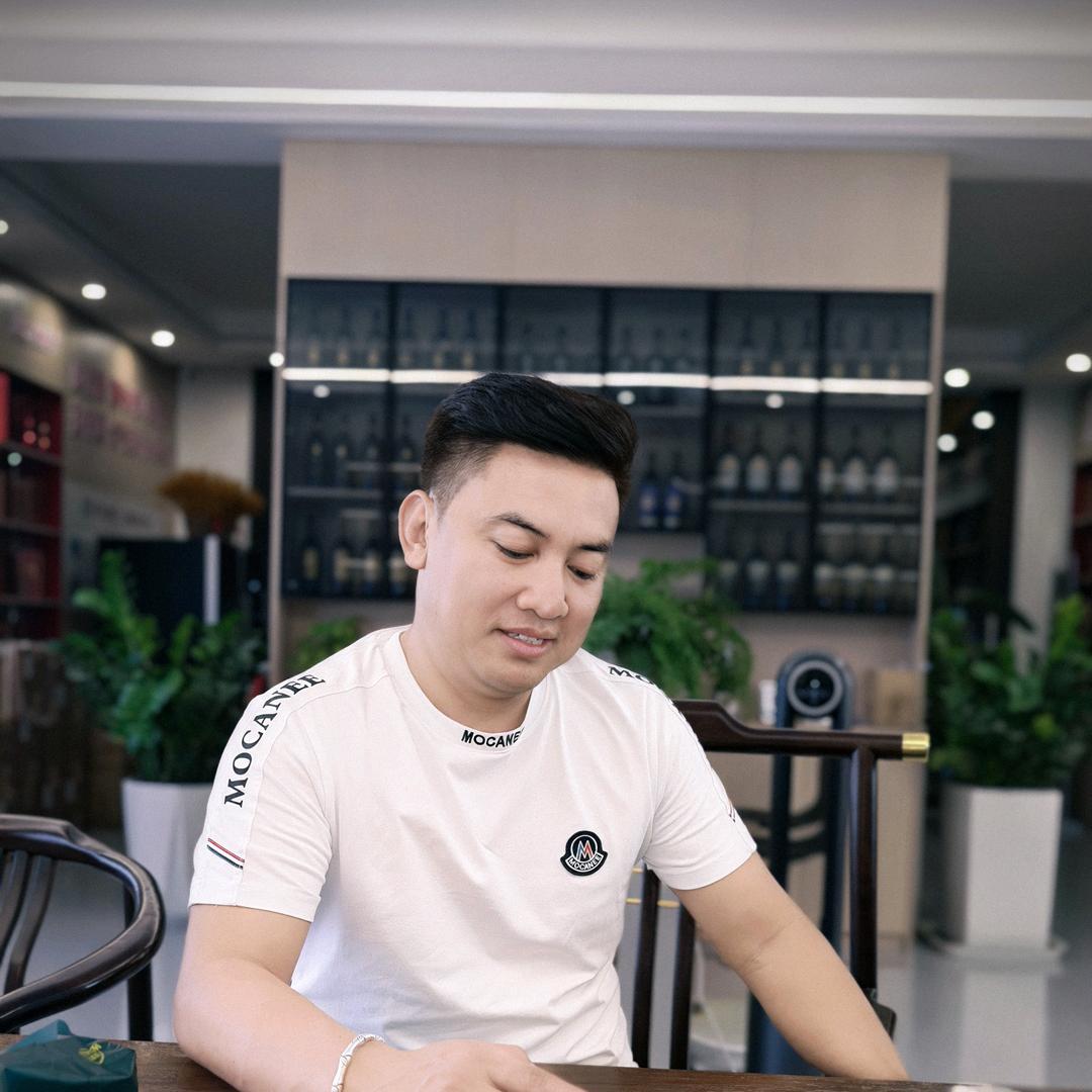 四啊哥滑竹梁子古树茶坊