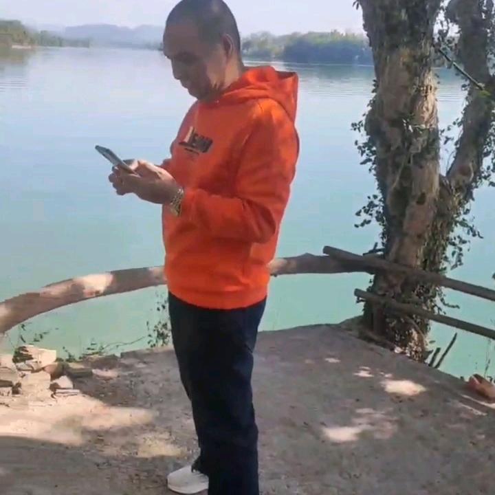 爱的路上在等你头像