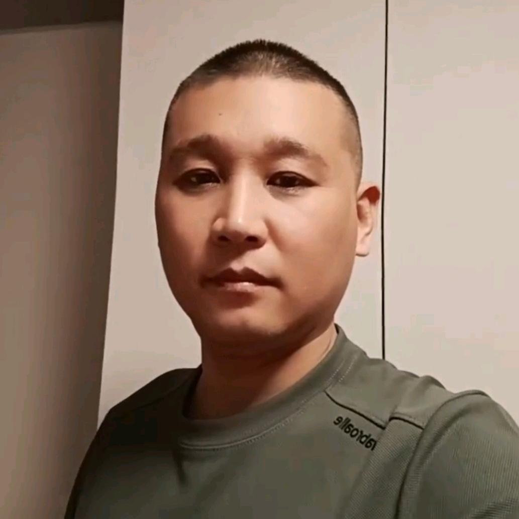 红威精品小铺子