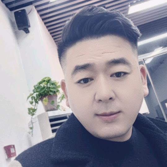 汤姆台球俱乐部
