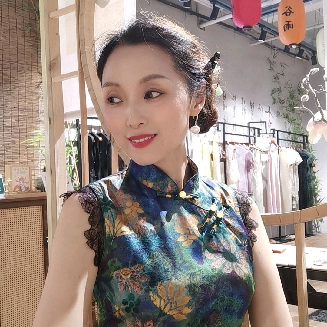 竹青（国风穿搭）