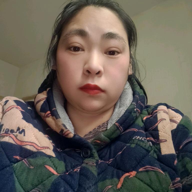爱吃家常烧卖的冷清秋头像