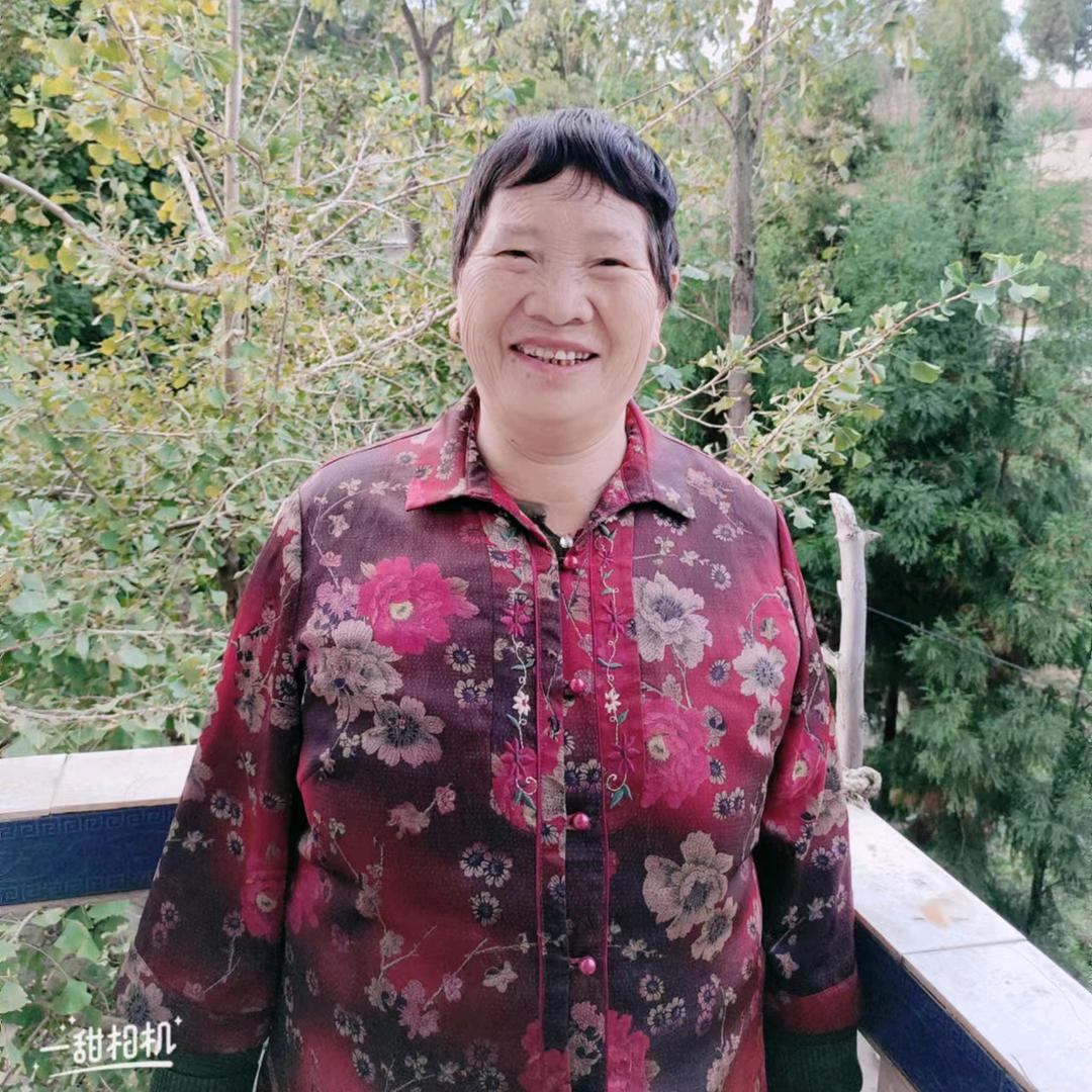 仁喻孃，每天下午6点10分直播