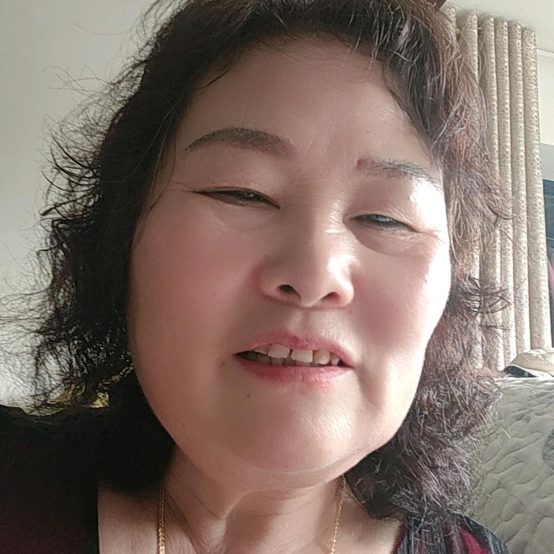 .陈英