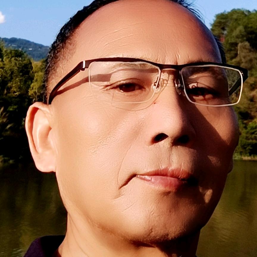 四平哥（火火火)每天下午2点10分开播