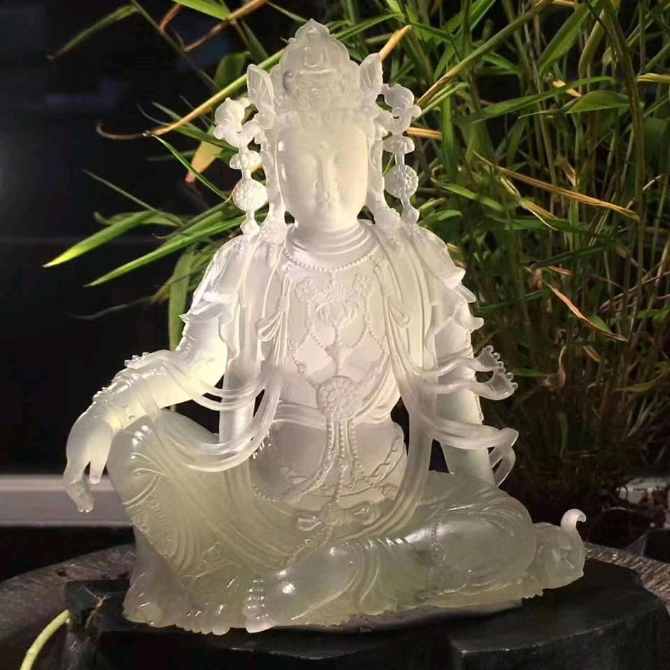 玉尘不染珠宝