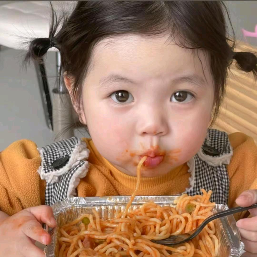 丫丫是吃货、