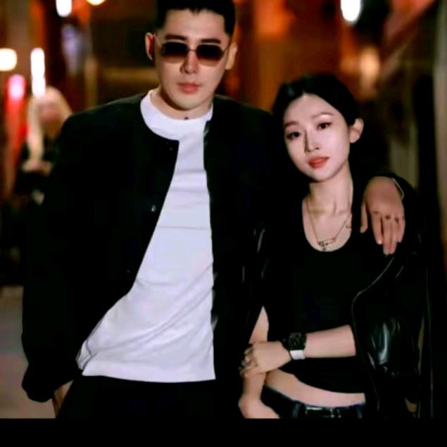 杨圣坤（时尚穿搭定制）