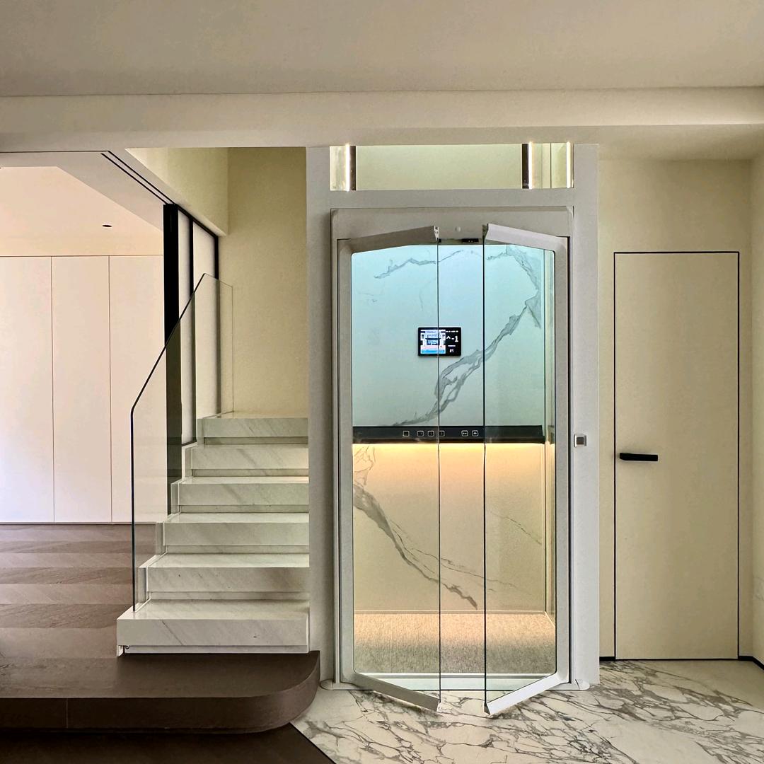 家用电梯