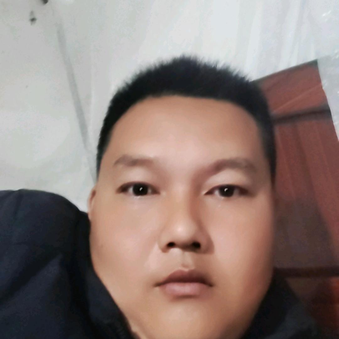 月亮陪伴着生活