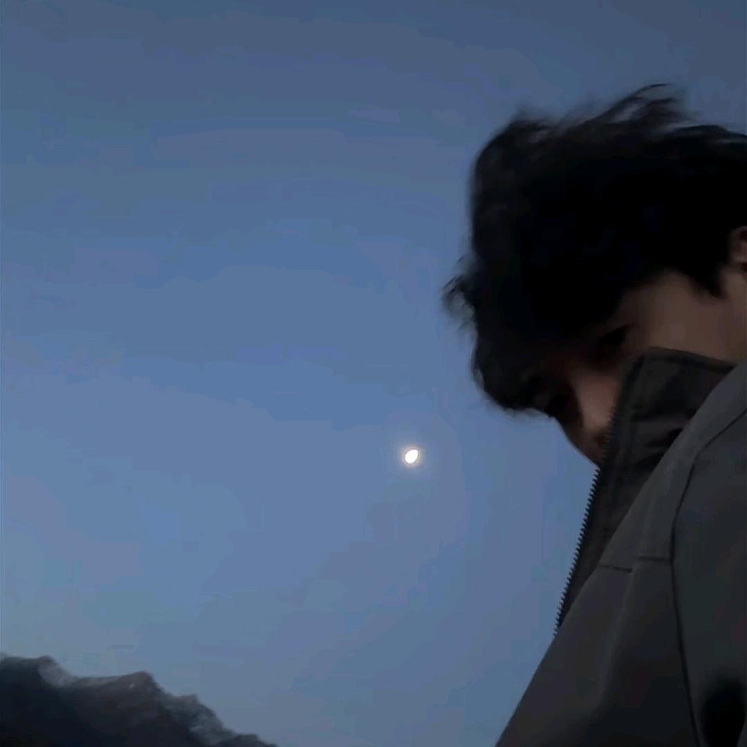 🌊浪花白.