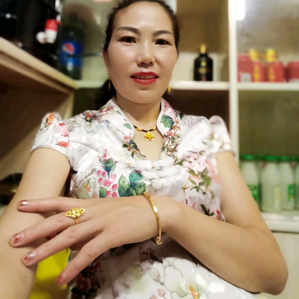 春天的小草，小李艳👫