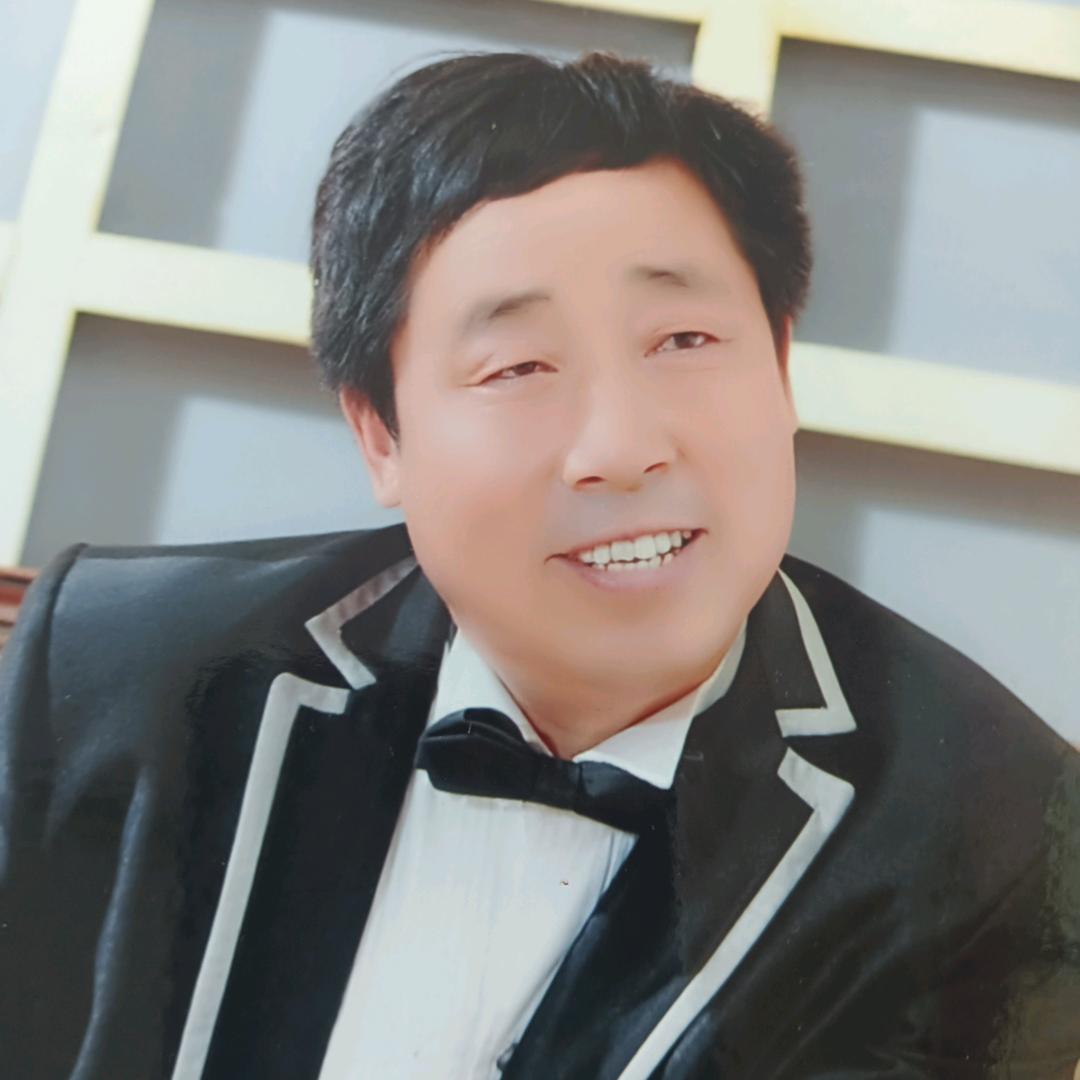 人生如戏。为大龄男女牵线搭桥。