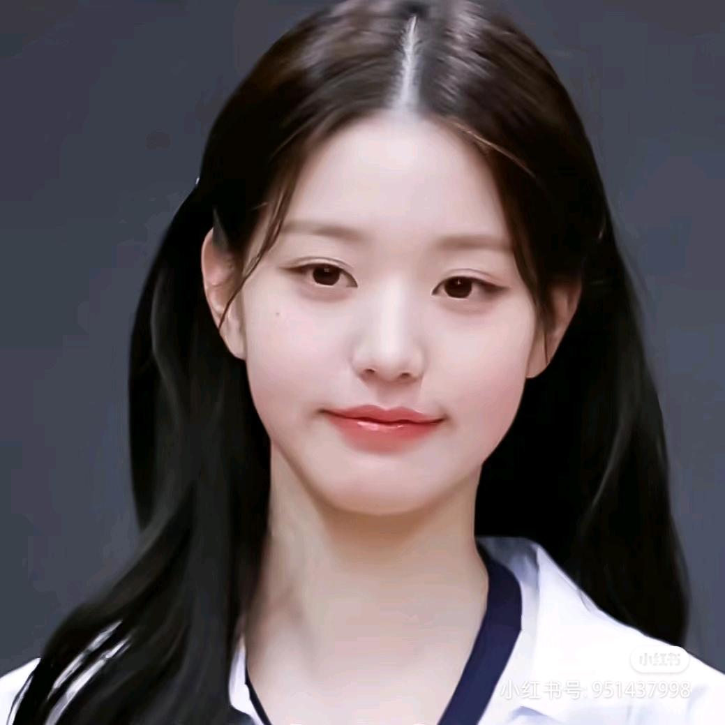 椰树上的一束花
