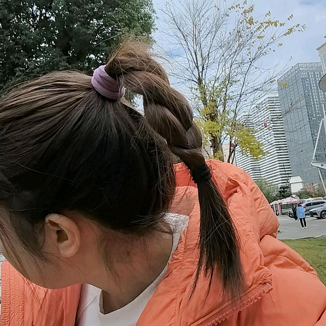 跑车的吖吖
