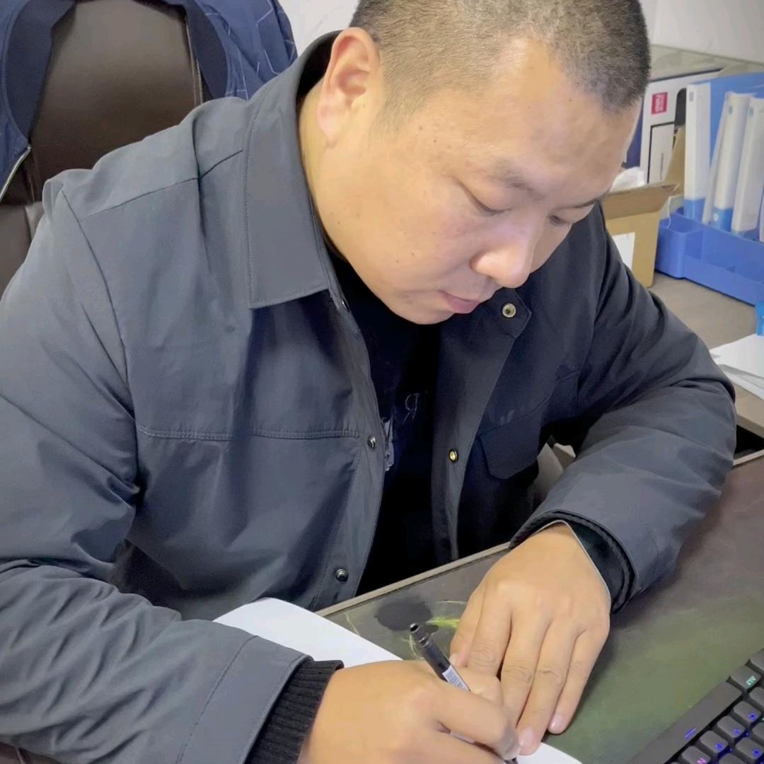 襄火火卤味摆摊连锁（老李）