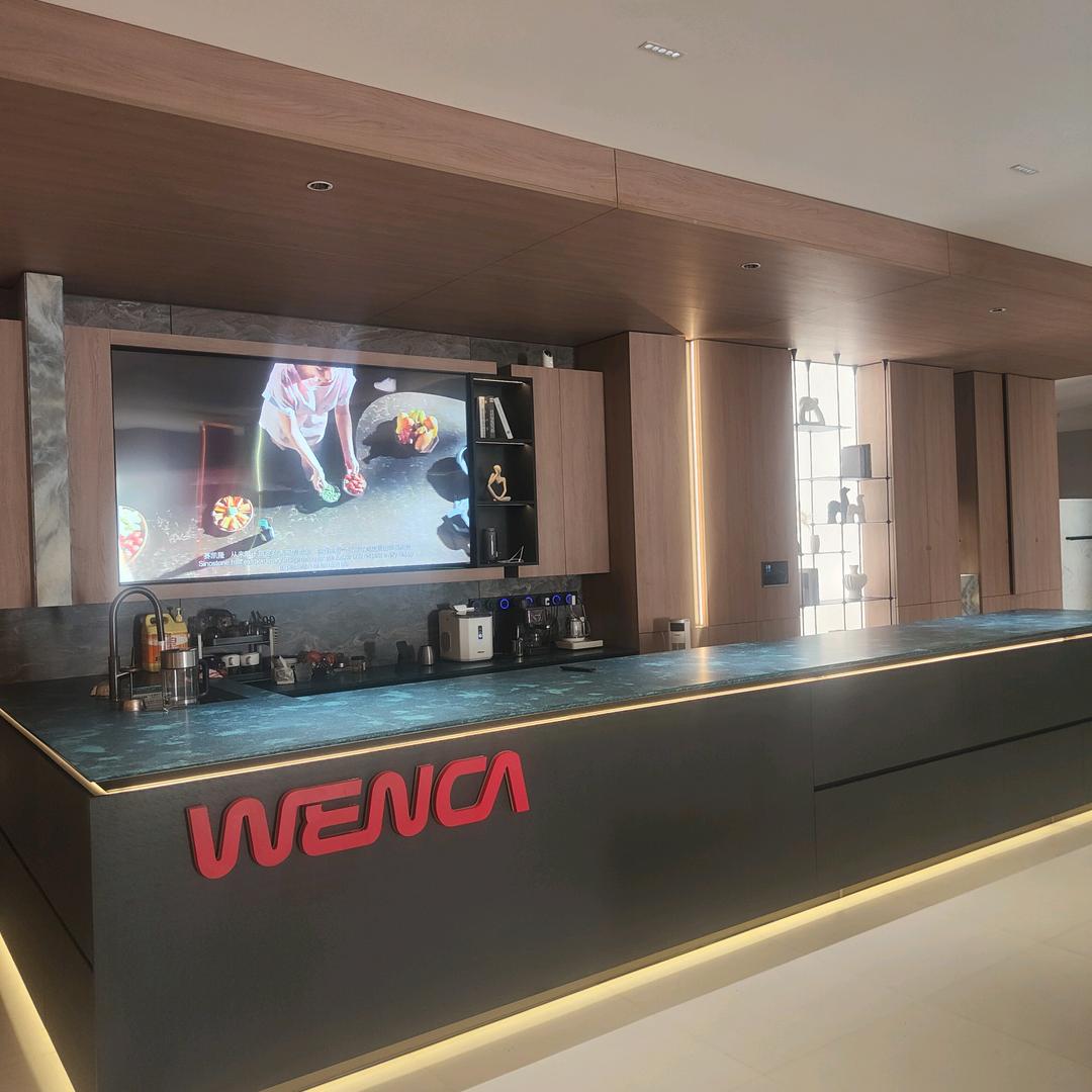 遵义私人定制亮哥