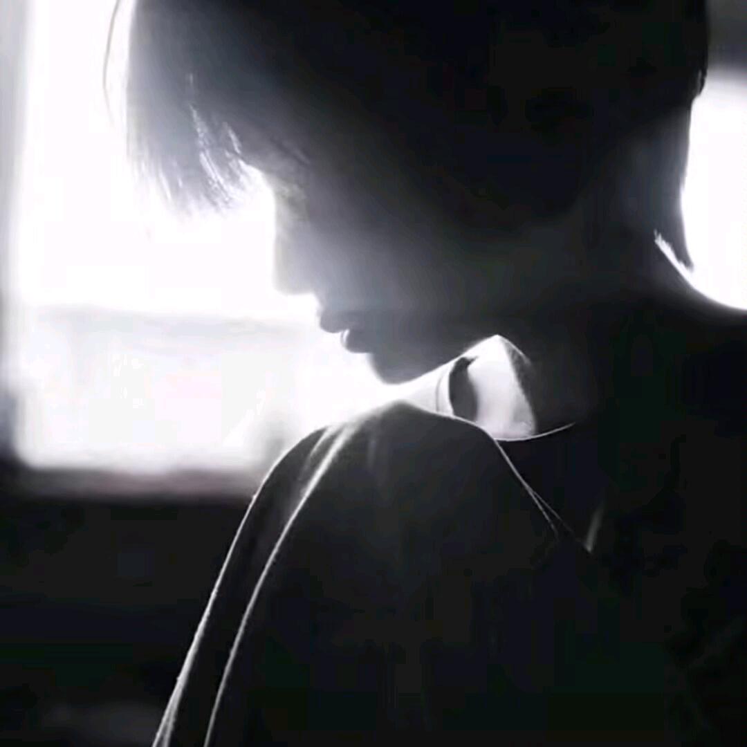 Q男