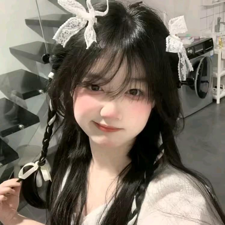 卖空调的霞霞（早九点半直播)