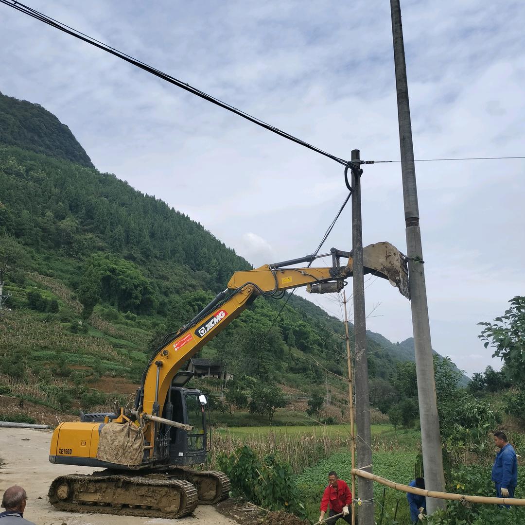 电力农网改造（专业立电杆）