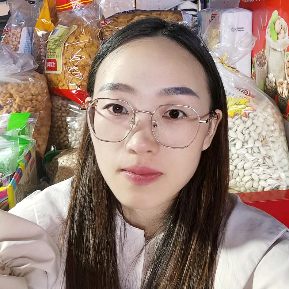 莉莉在摆摊创业